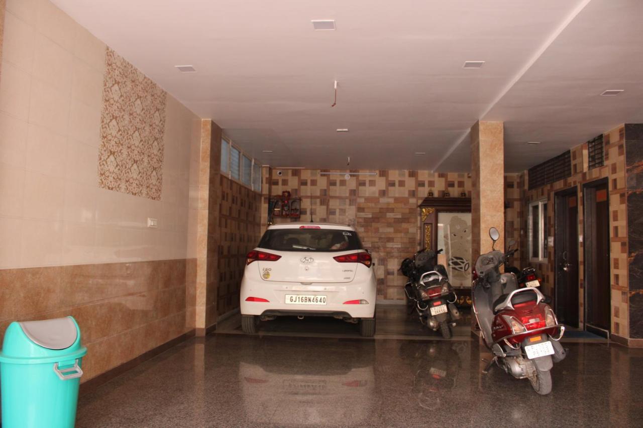 Maruti Group Of Hotels - Shri Naman Nāthdwāra Eksteriør billede