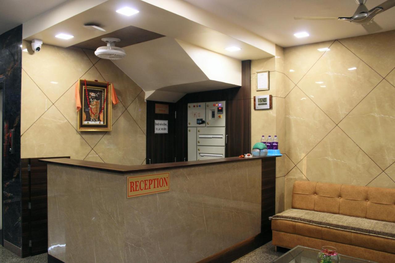 Maruti Group Of Hotels - Shri Naman Nāthdwāra Eksteriør billede