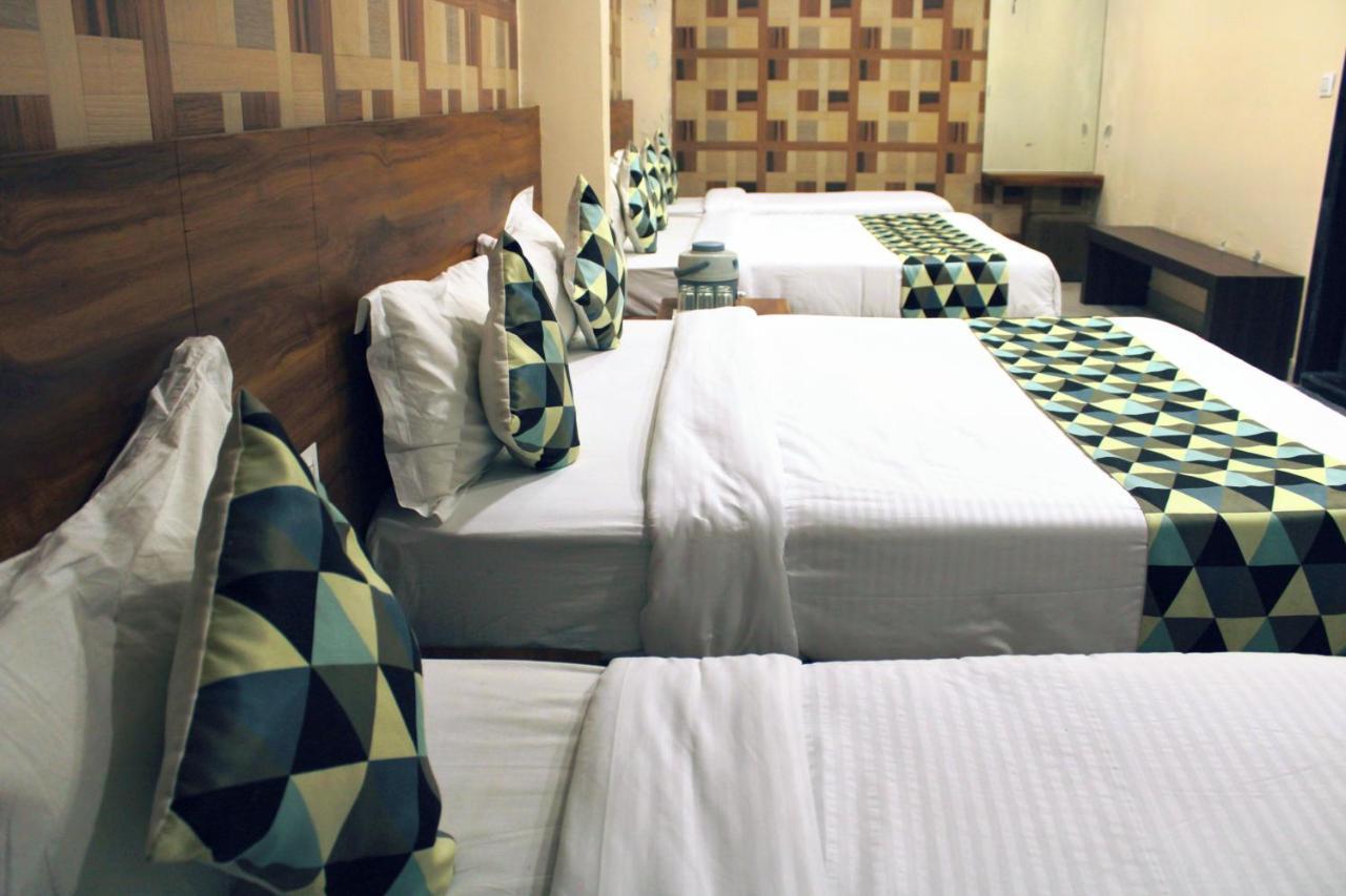 Maruti Group Of Hotels - Shri Naman Nāthdwāra Eksteriør billede
