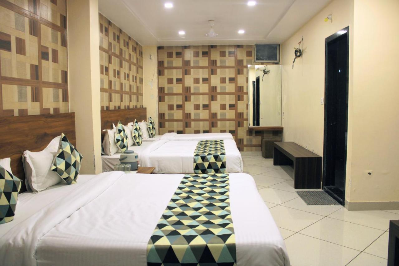 Maruti Group Of Hotels - Shri Naman Nāthdwāra Eksteriør billede