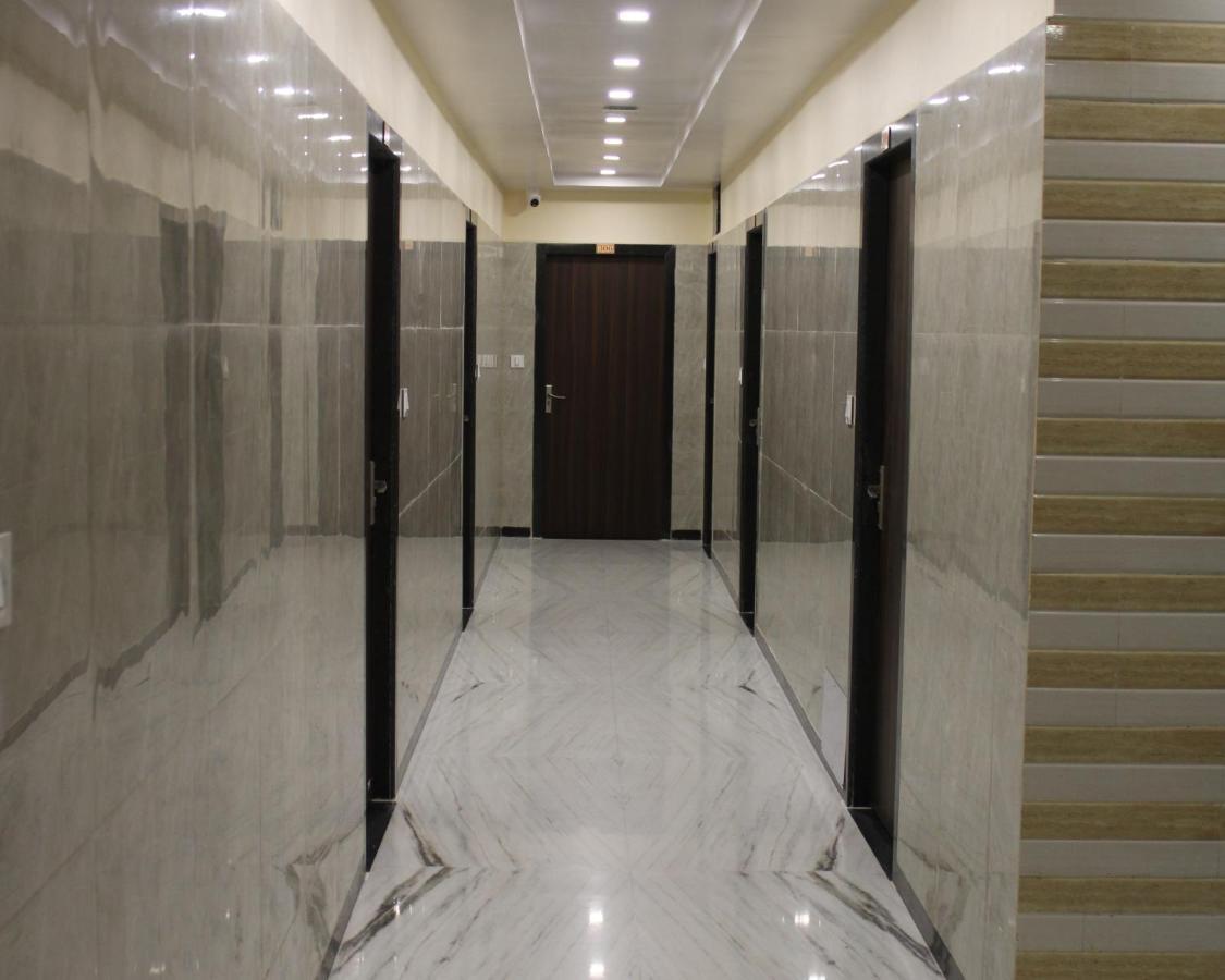 Maruti Group Of Hotels - Shri Naman Nāthdwāra Eksteriør billede